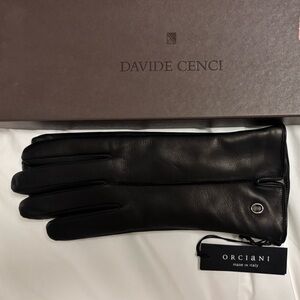 NWT Davide Cenci Orciani Black Leather Gloves